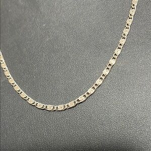 Elegant Gold Chain Necklace